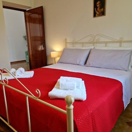 Relax In Campagna - Aquino Apartment Bagian luar foto